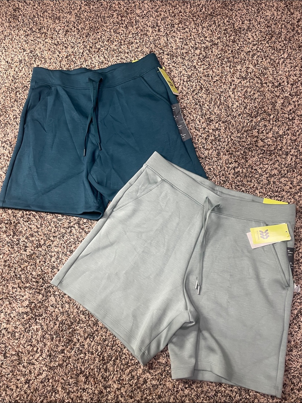 All In Motion Men’s Active Shorts Sleek Spacer Teal/Olive M NWT
